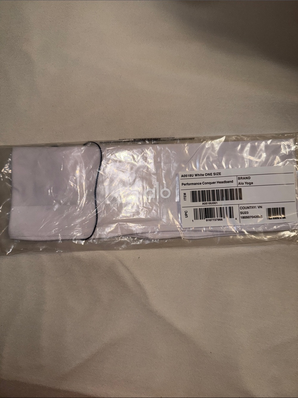 ALO Yoga White Stretch Performance conquer Headband